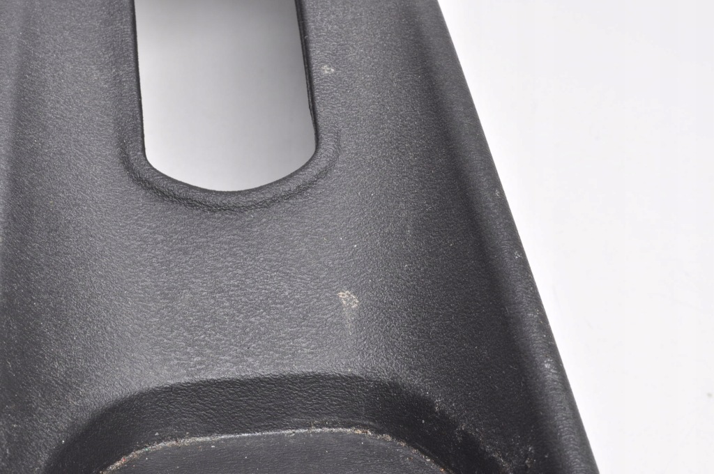 Alfa romeo 4c туннель средний 156101406 с Разборки