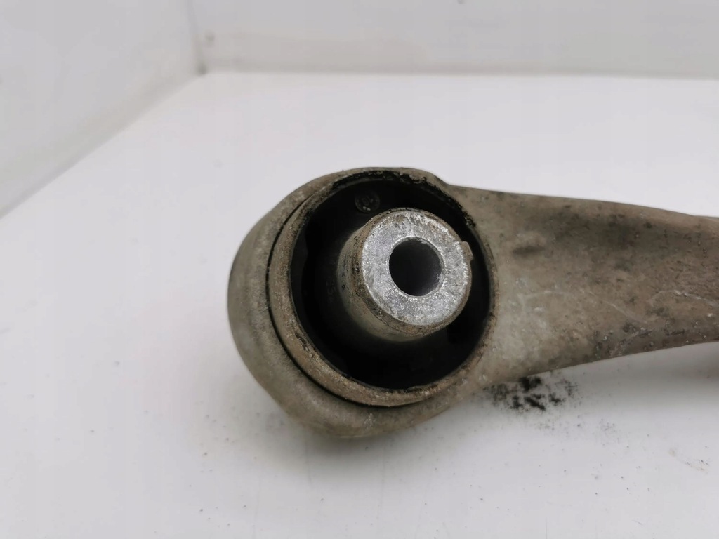 фото №6, Bmw 5 f10 f11 2012 левая сторона нижний рычаг передний