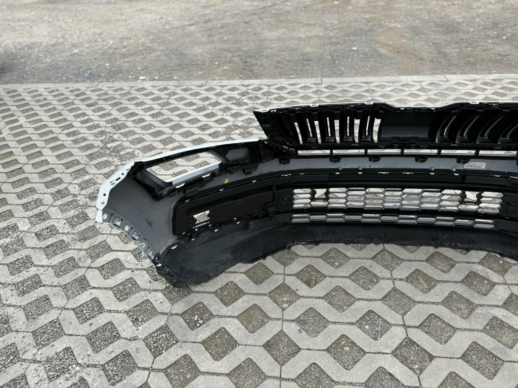 Skoda kodiaq 1 бампер перед передний комплектный  решётка радиатора ls9r 4xpdc 2016-2021r. Доставка