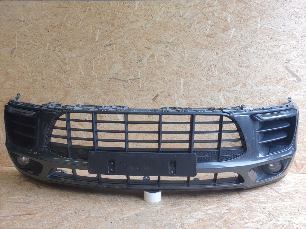 фото №1, Porsche macan бампер перед kompletny 4 pdc