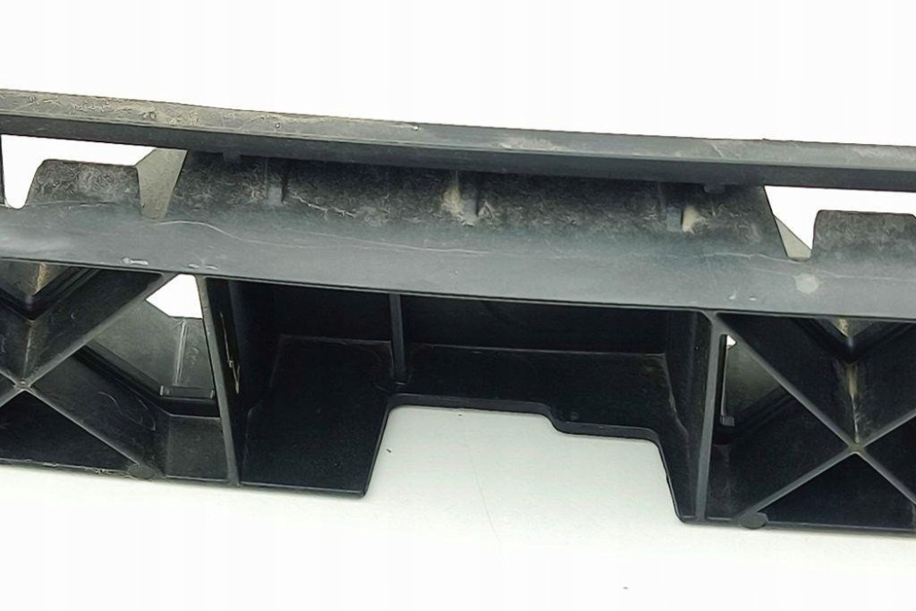 Левый направляющая заднего бампера audi a6 4f2, c6 4k5807458 2.0l бензиновый 2021 Оригинал