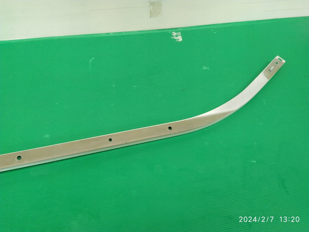 фото №7, Направляющая направляющая дверь правая верхний renault master iii 777900002r