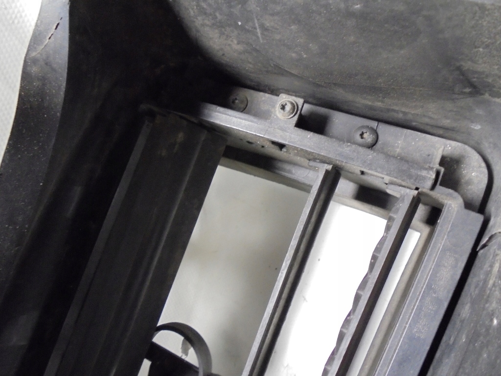 фото №11, Воздуховод воздуха защита жалюзи renault clio iv 1214992066r