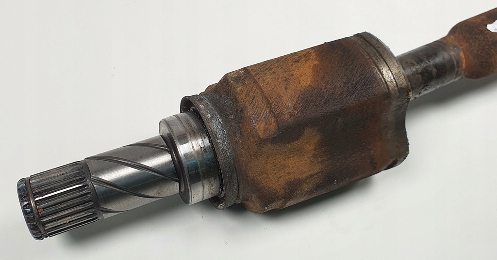 фото №3, Приводной вал правый задняя renault twingo iii 1.0 sce