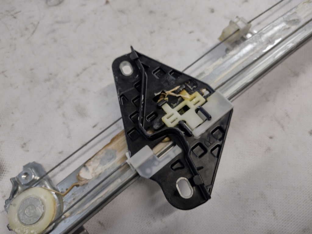 фото №13, Подъемник стекло правый задняя honda civic viii 8 hb ufo 5d