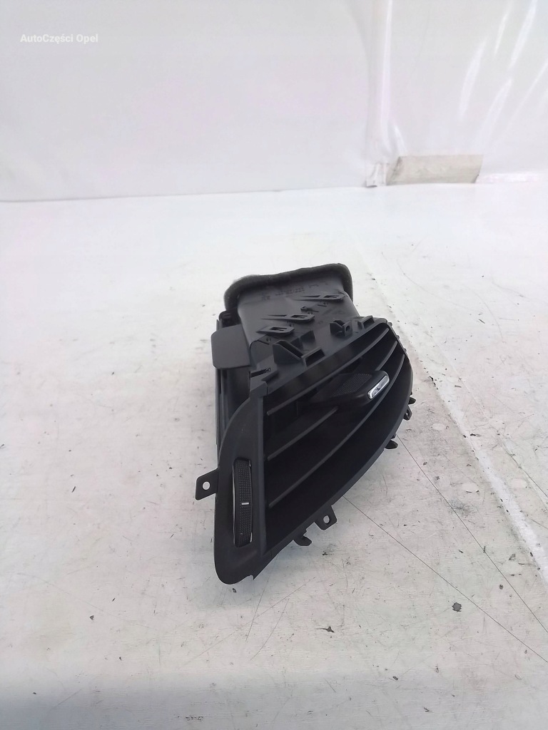 фото №1, Opel zafira c решітка обдув ліва 13427382