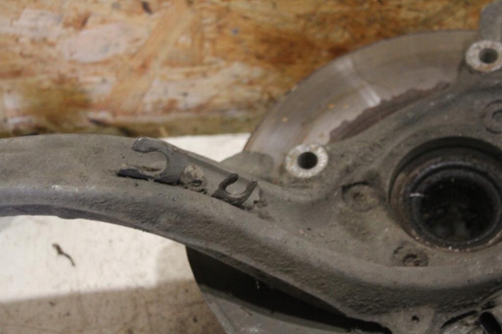 фото №14, Поворотный кулак ступица рычаги передняя правая audi a5 8t 2.7 tdi