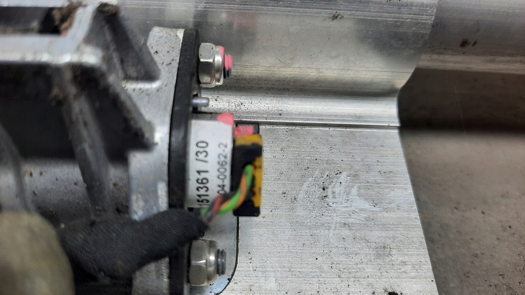 фото №8, Підголівник піротехнічний volvo c70