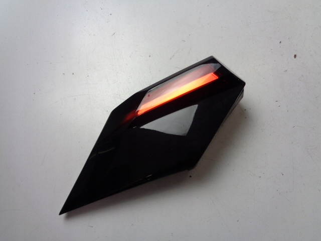 фото №1, Лампа правый задняя citroen c4 iii 2020-