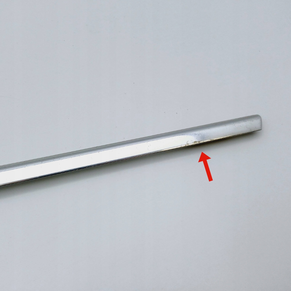 Молдинг стекло правый задний  хром audi a6 c5 nr209 в Украине