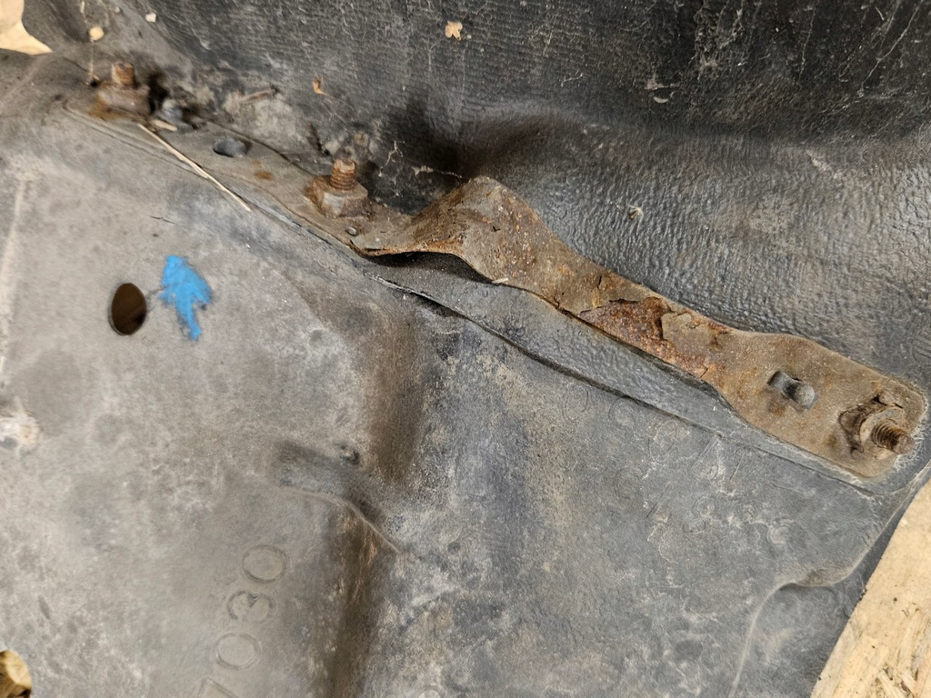 фото №7, Toyota prius iii 09-15 підкрилок праве передні перед