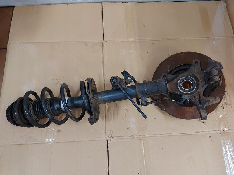 фото №6, Soul i 1.6 crdi амортизационная стойка левый перед поворотный кулак левая ступица амортизатор