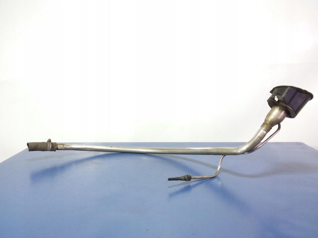 фото №1, Chrysler pacifica i трубка шланг заливної пального