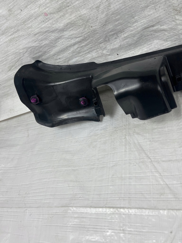 Mercedes gls 167 канал трубка левый a1678203300 Недорого