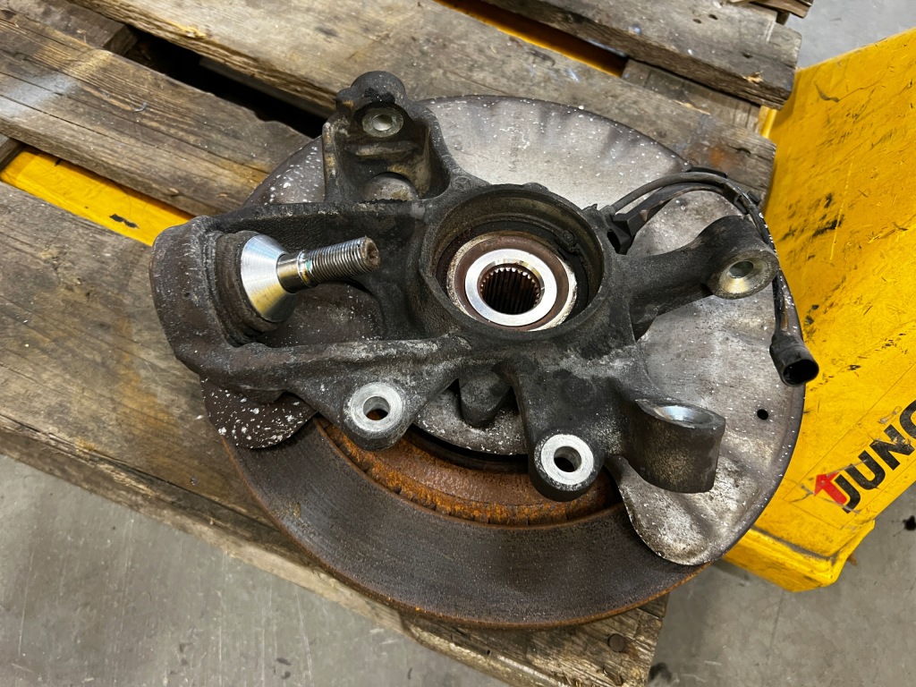 фото №1, Поворотний кулак диск ступиця задня лівий mercedes gl x166 3.0 cdi 4matic