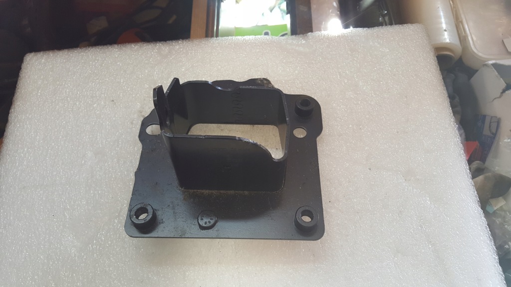 фото №1, Кронштейн балка le перед audi rs4 rs5 8w0804473b