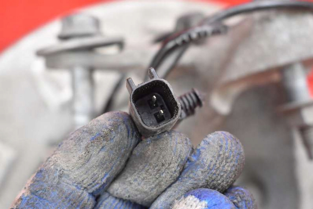 Поворотний кулак ступиця права задній 1058540-00-b tesla model s awd performance 16-21 Зі Шроту