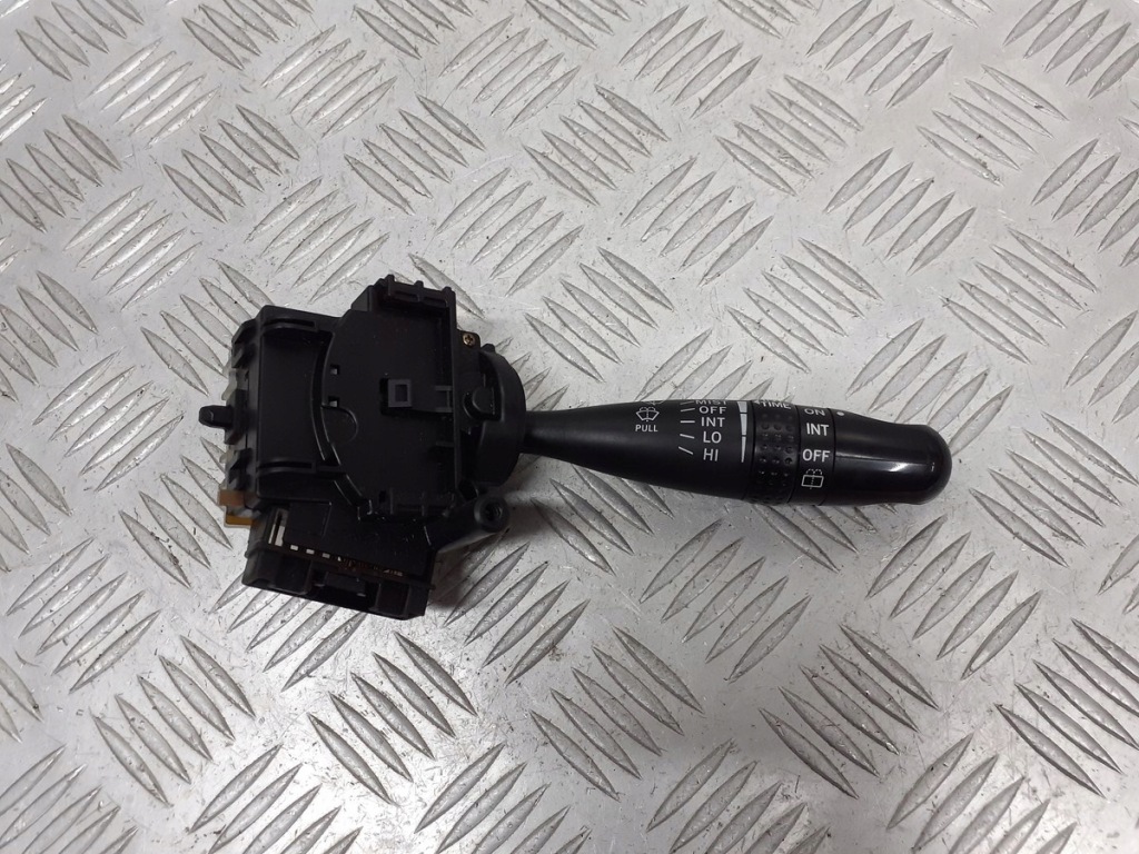 фото №1, Рычаг дворник toyota corolla e12