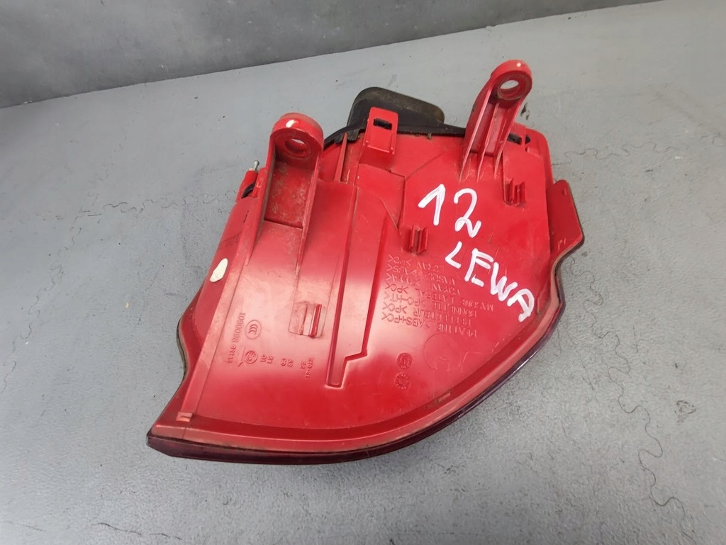 фото №10, Peugeot 3008 ліва лампа задня europa