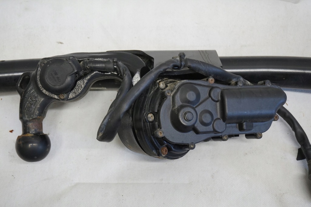 фото №8, Hak буксирувальний vw passat b8 3g9803881b 5q0907383g