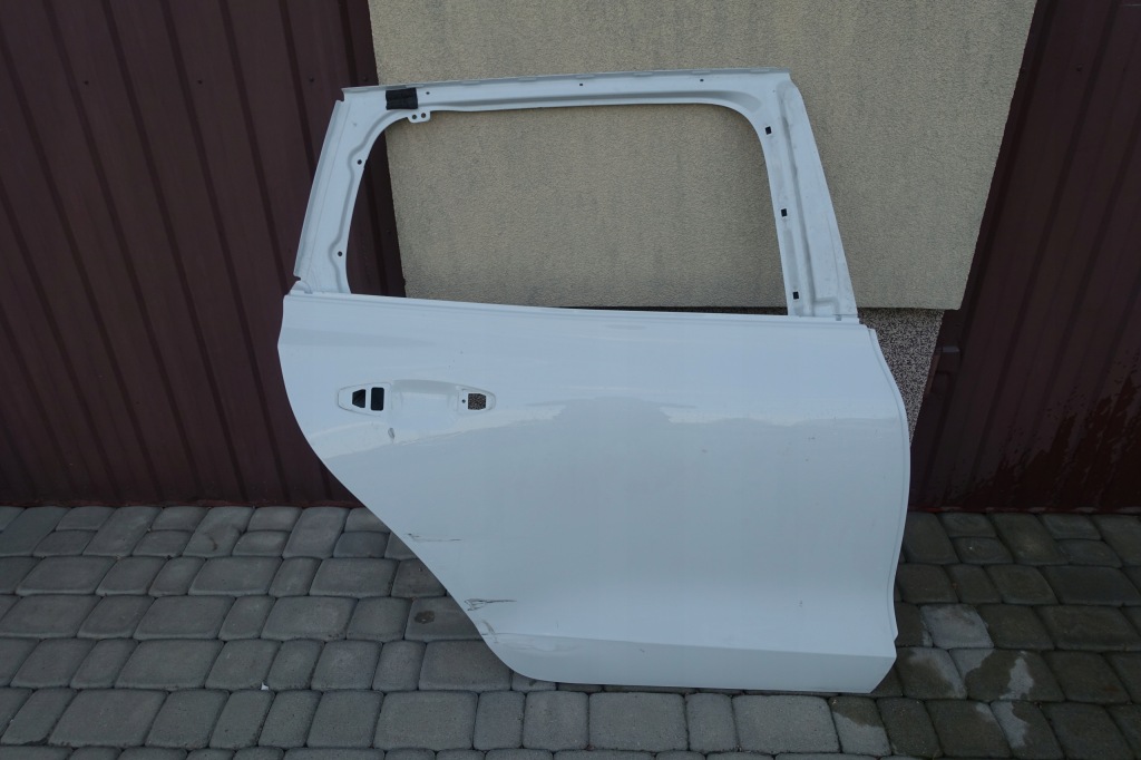 фото №1, Volvo v60 ii kombi дверь задняя задние правое белый