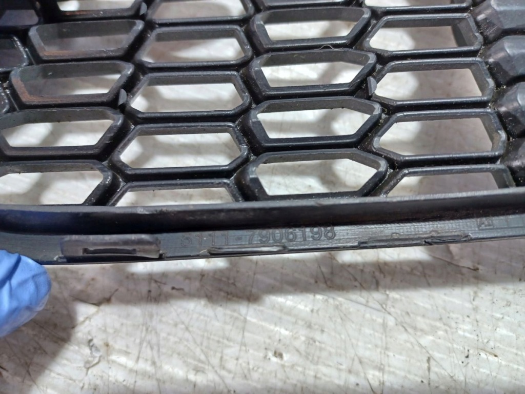 Bmw 5 f10 f11 m-pakiet решётка решётка радиатора бампера правая перед 7906198 Доставка