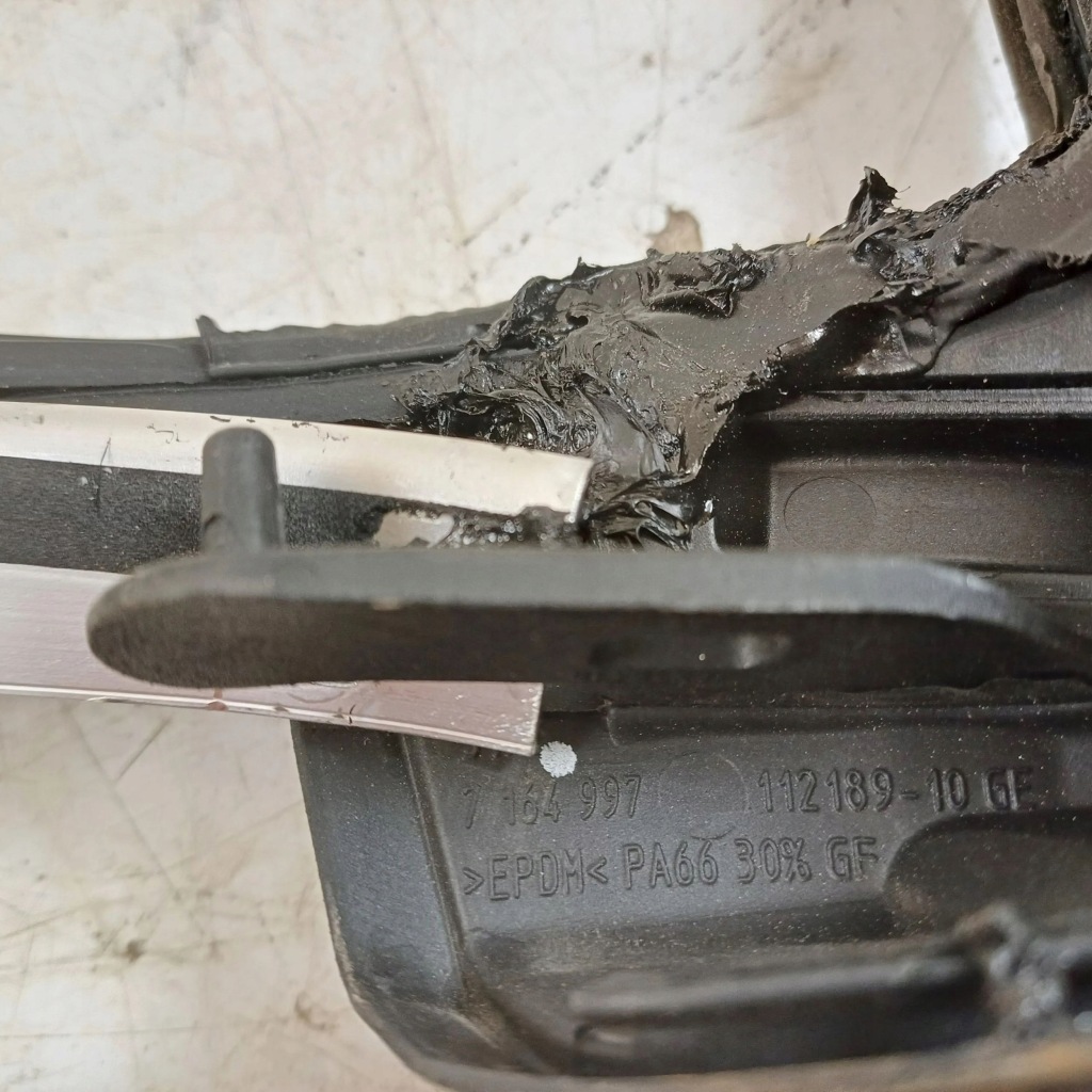 фото №12, 2012 bmw 1 e82 e88 прокладка скло передньої 7164997