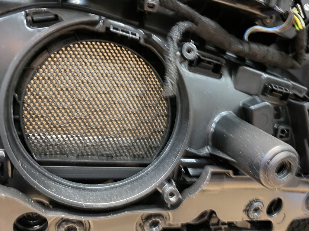 фото №7, Audi etron gt 4j3 обивка обшивка дверь правый перед