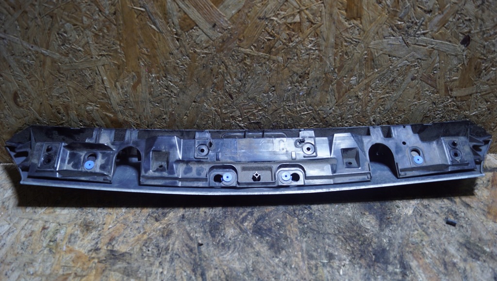 фото №10, Ford mondeo mk4 lift hb накладка кришки задня