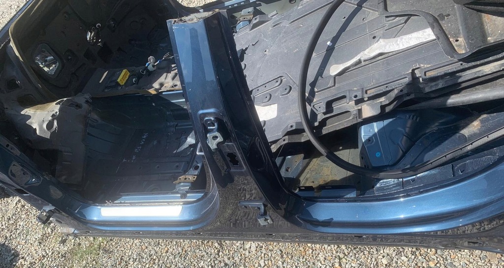 фото №1, Mercedes a-klasa w177 четверть порог левый