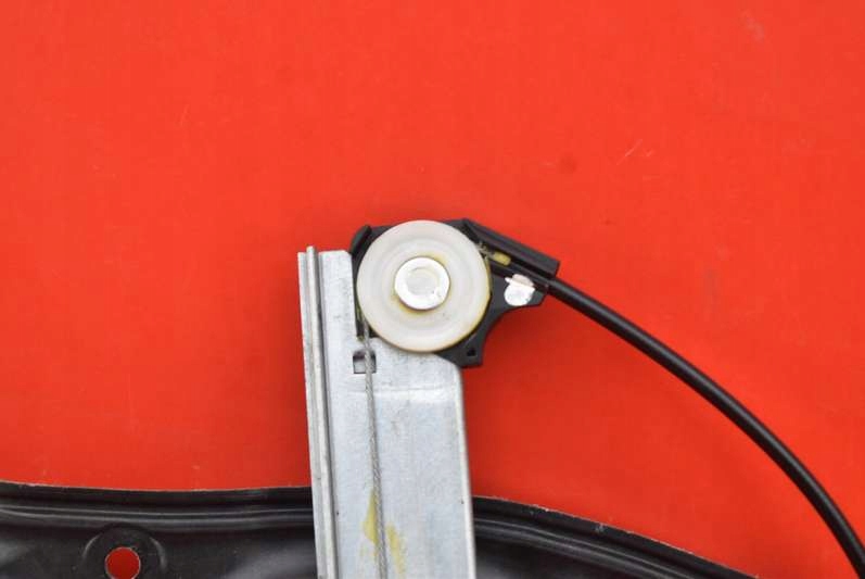 фото №7, Подъемник стекло правый задняя mazda 2 de 5d 08r