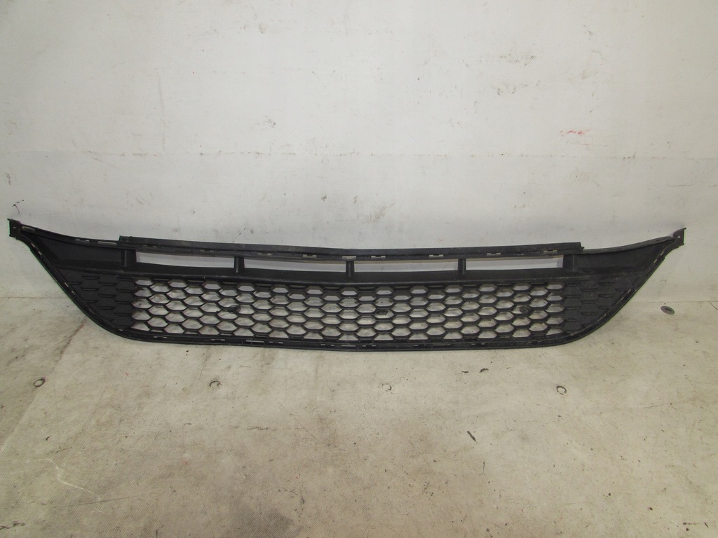 фото №1, Решітка решітка радіатора бампера mercedes a-klasa w177