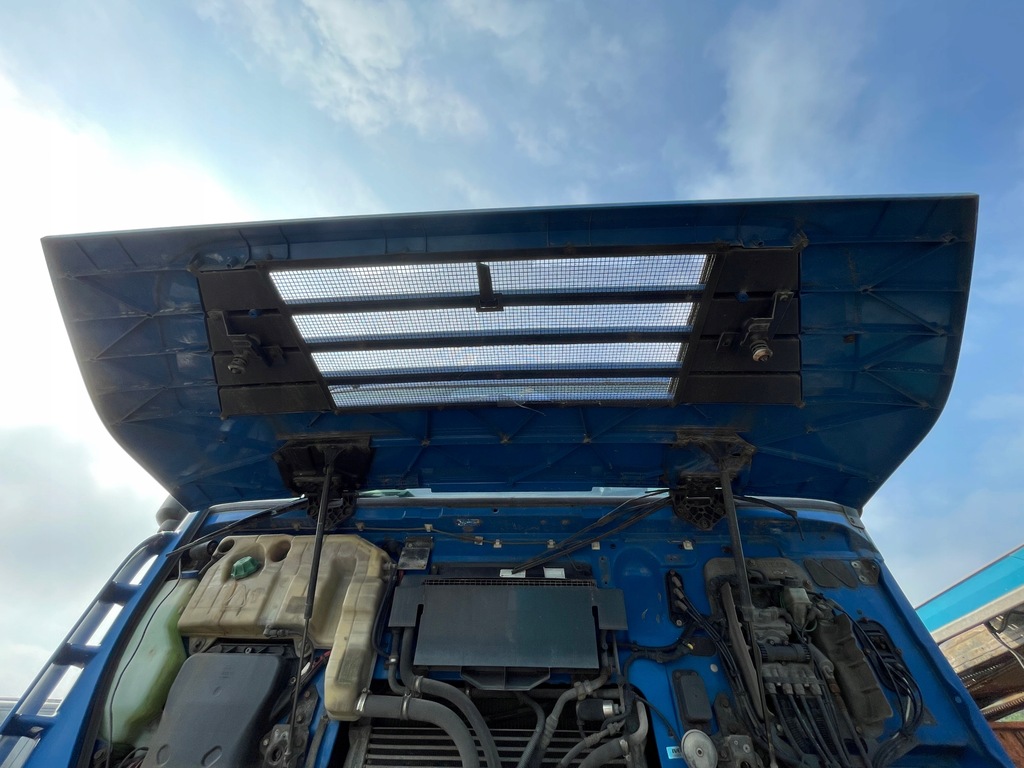 фото №2, Iveco stralis 02-07 капот решётка радиатора решётка радиатора