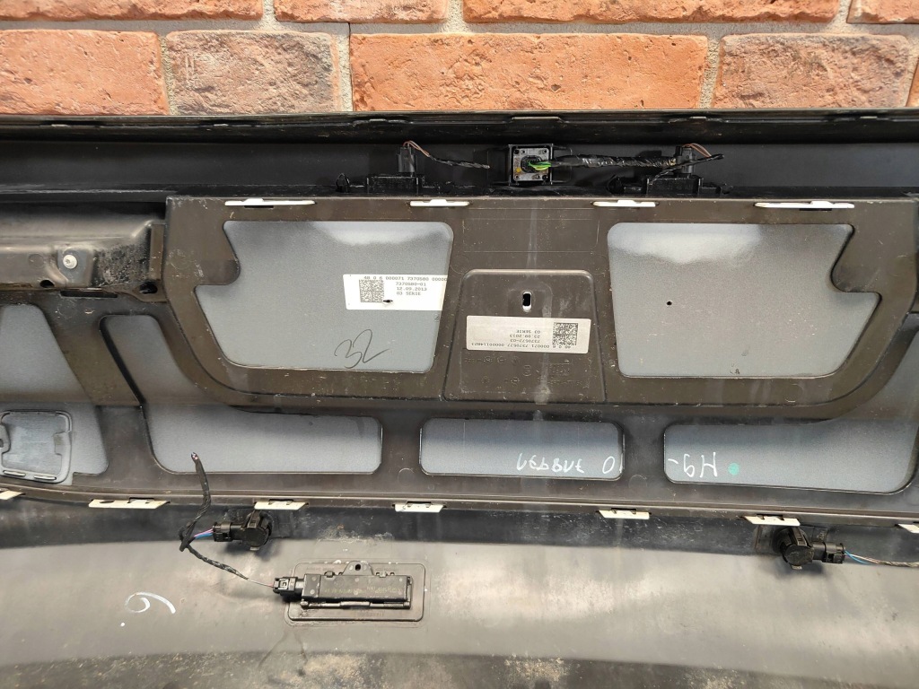 фото №16, Bmw i3 l01 2013-2018 бампер задня задній 4 датчики pdc камера kompletny b85