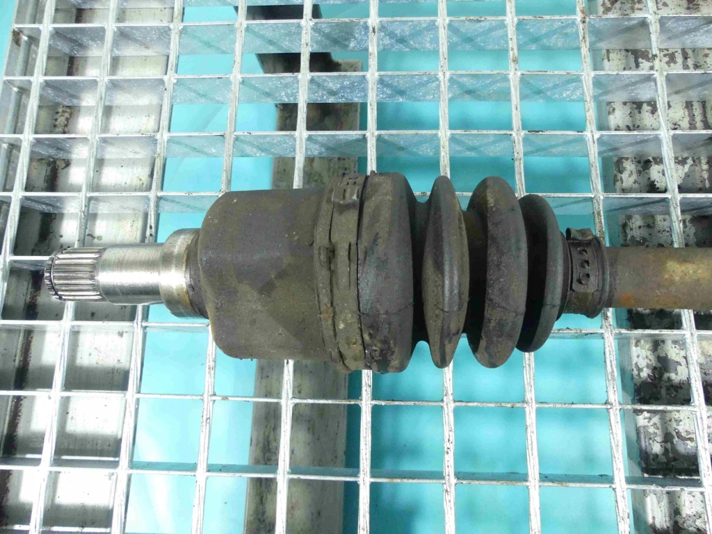 Приводной вал левая ford fiesta mk6 1.3 wiel Доставка