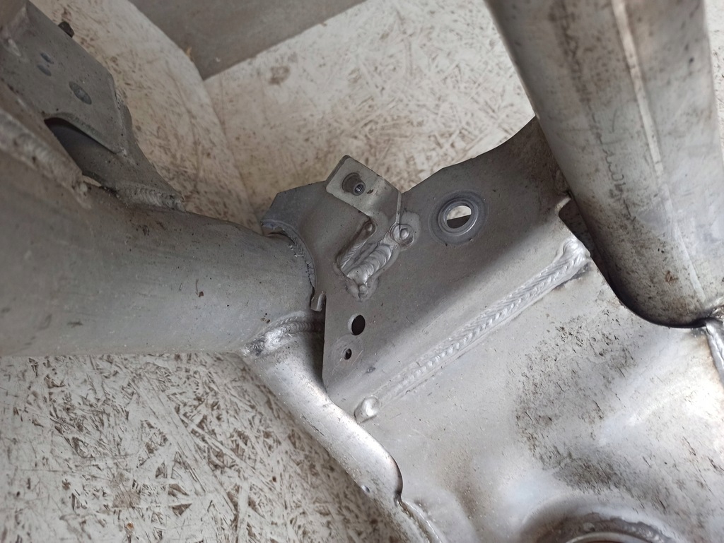 фото №11, Jaguar ipace i-pace підрамник підрамник задні задня поперечина