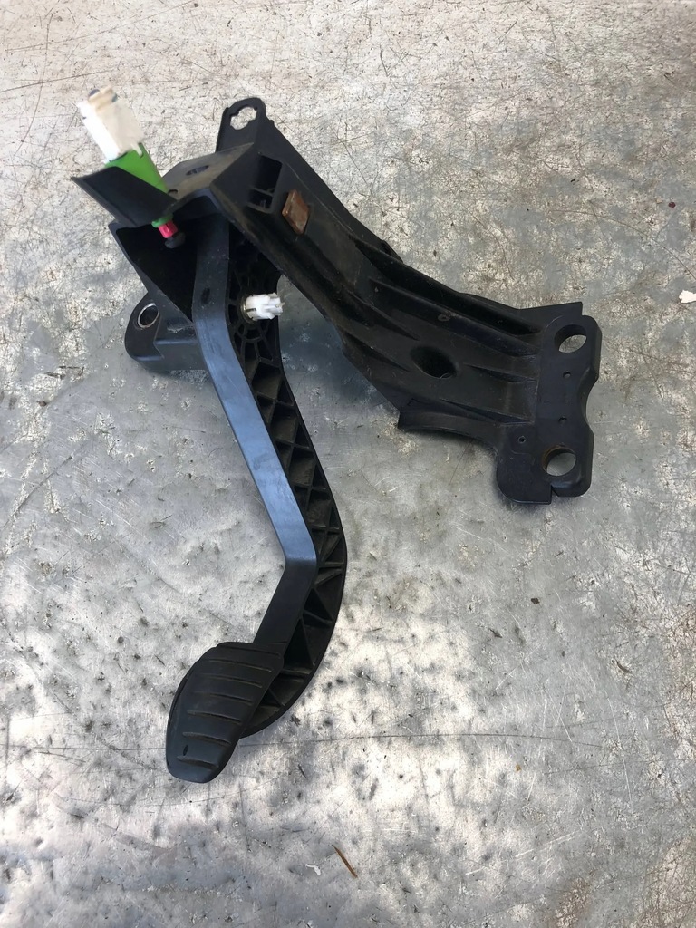 фото №4, Педаль сцепления renault master iii