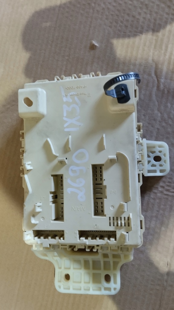 фото №1, Коробка предохранителей kia sportage iii hyundai ix35 1.7 crdi 91950-2s511