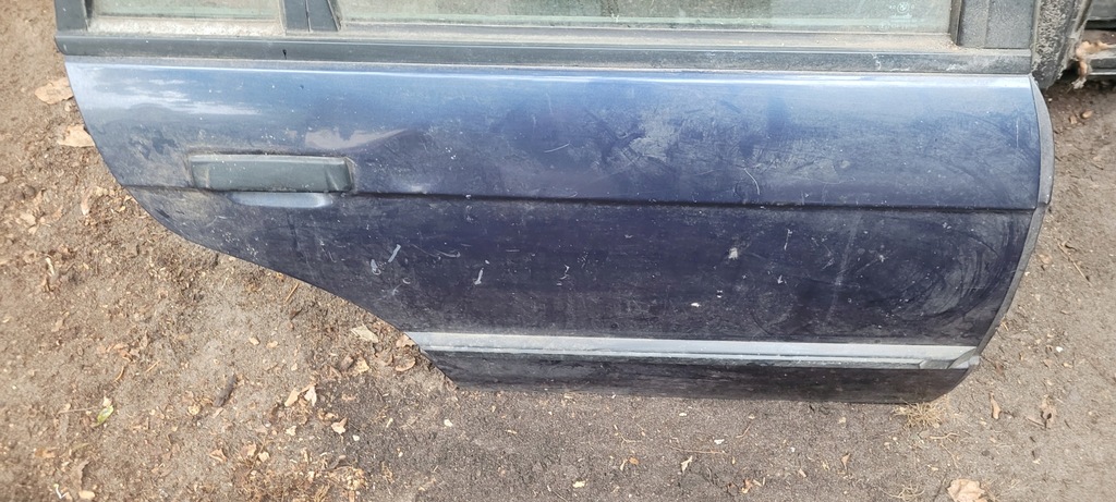 фото №5, Дверь правое задние bmw e30 sedan