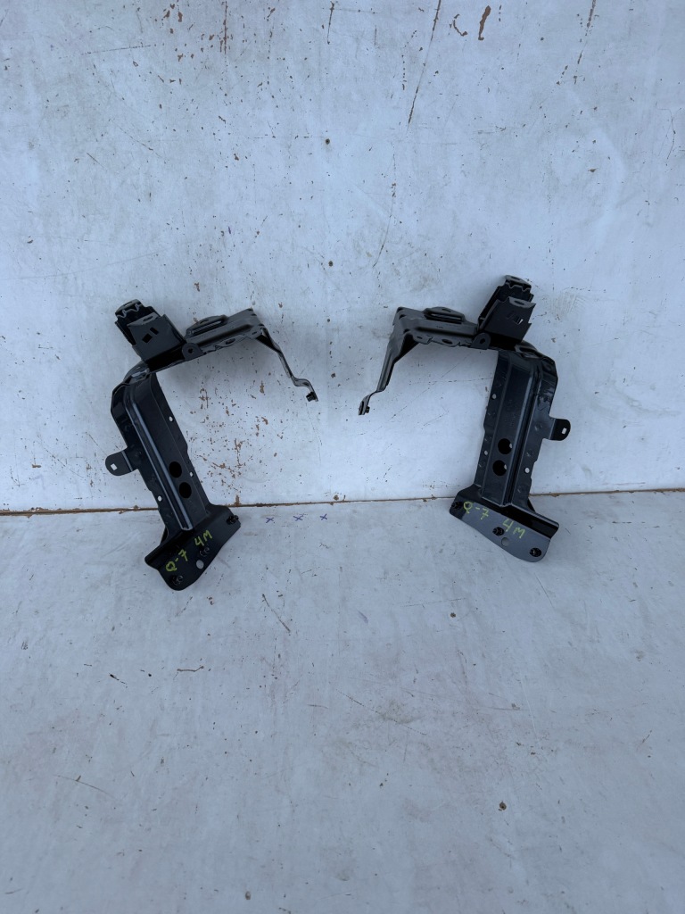 фото №1, Audi q7 4m кронштейн крыла