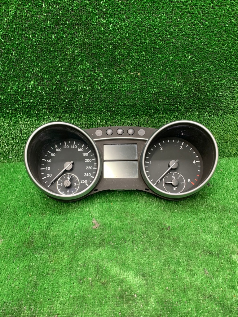фото №1, Mercedes ml w164 счетчик приборы cdi a164540894