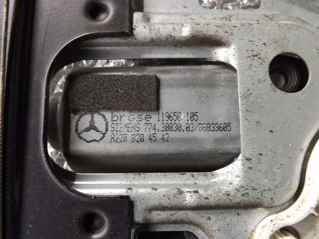 Mercedes c klasa w203 s203 підйомник скло правий перед передній a2037201846 Київ