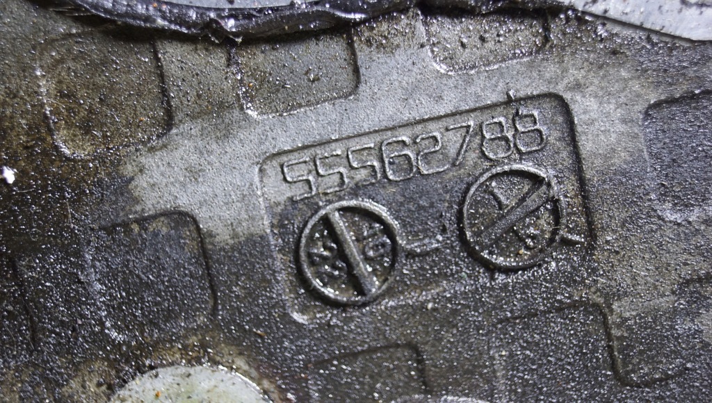 фото №12, Корпус розподільного валу насос оливи opel 1.4 55562788