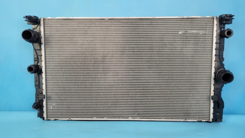 Bmw 5' g31 540d xdrive 18r 3.0d радіатор води 8590047 Зі Шроту