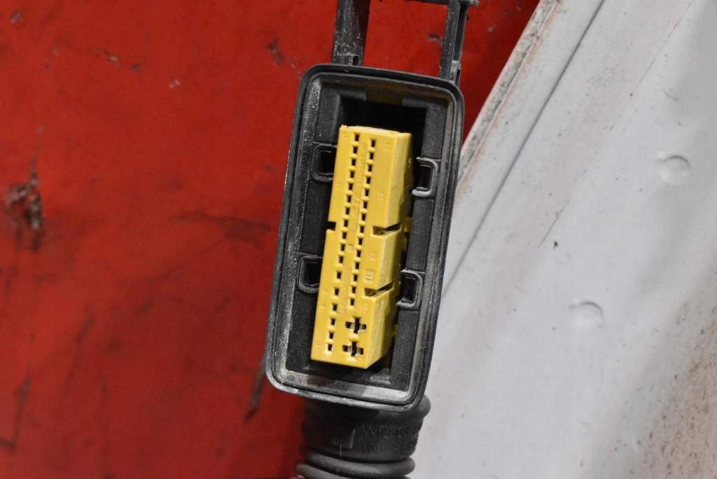 Дверей праве  перед передні ls9r vw id3 id.3 19-21 Київ