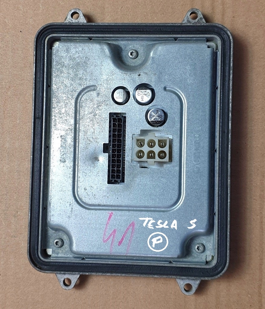 фото №1, Tesla s модуль led 00201022-03