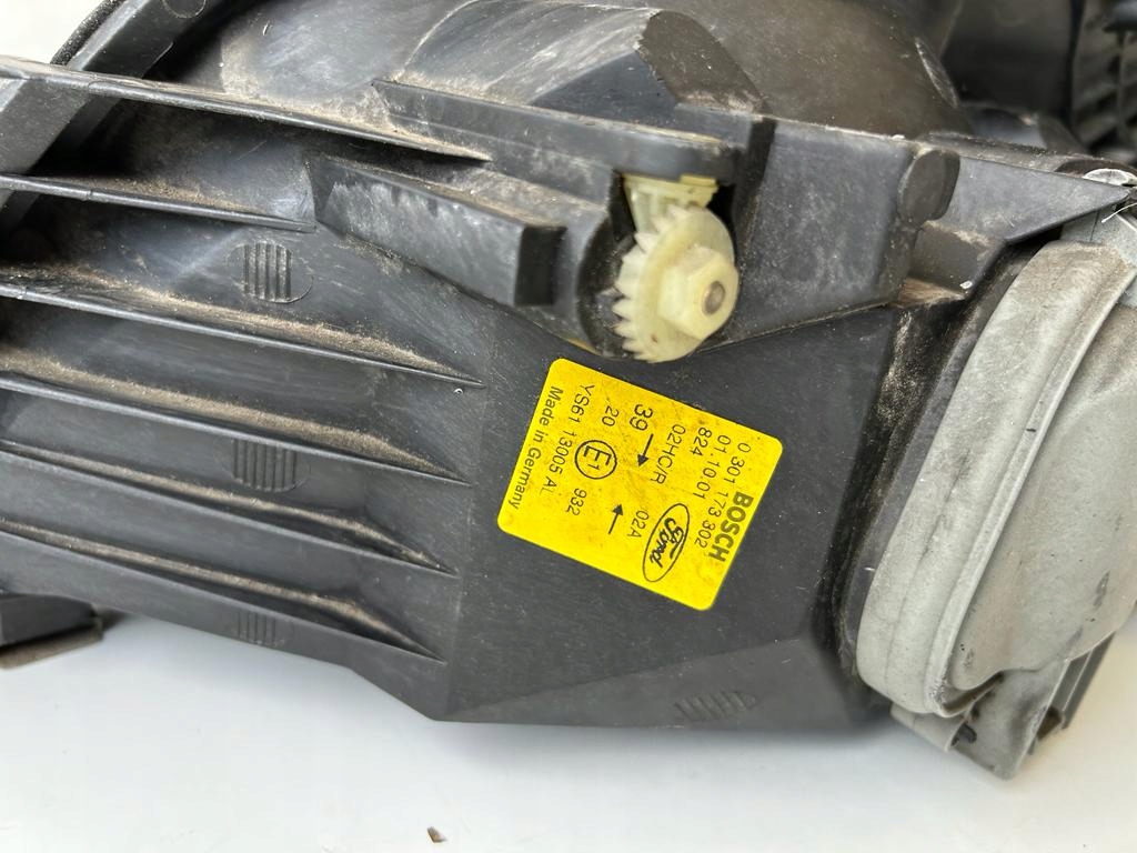 фото №3, Ford fiesta iv лампа права перед оригінал