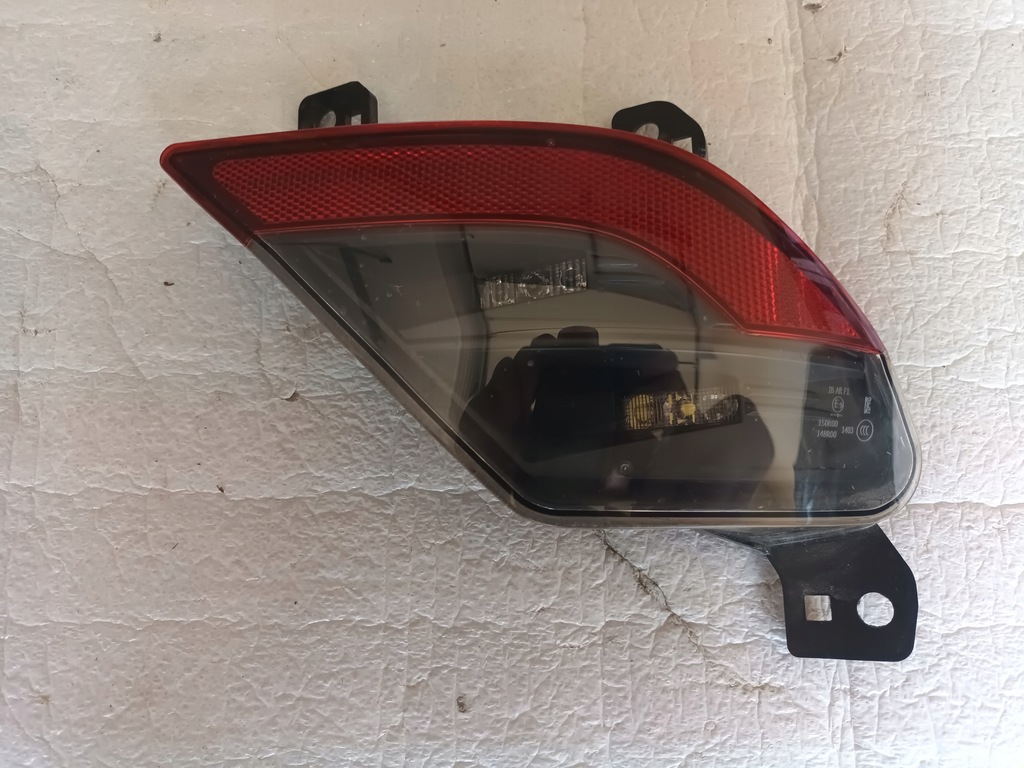 фото №1, Лампа правая задняя renault austral задняя правый