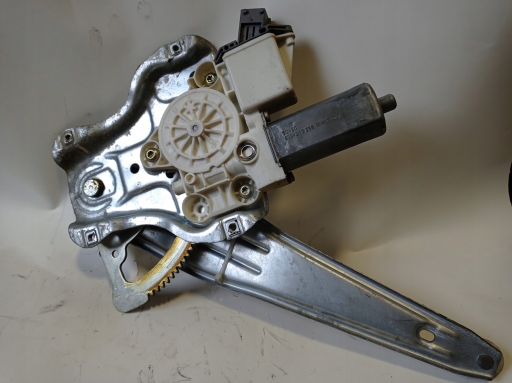 фото №5, Механізм скло лівий задня avensis t25 6984005100