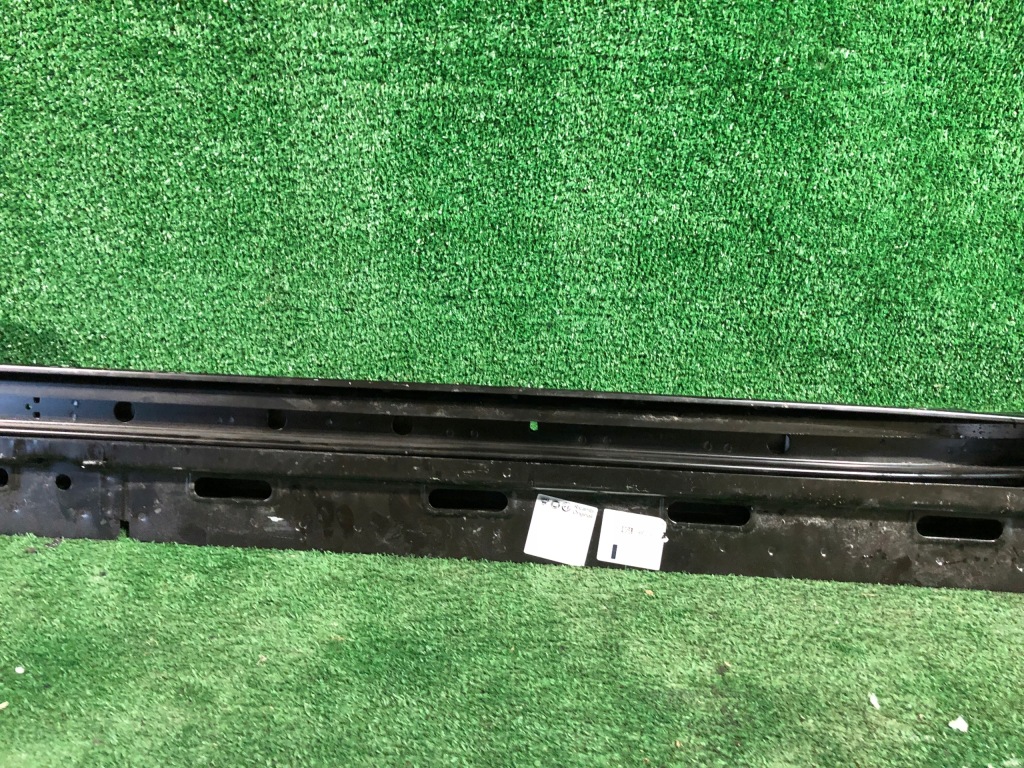 Направляющая дверь przes. p boxer iii в Украине